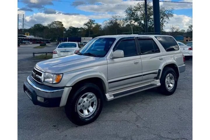 $4200 : 2000 4Runner SR5 image 10