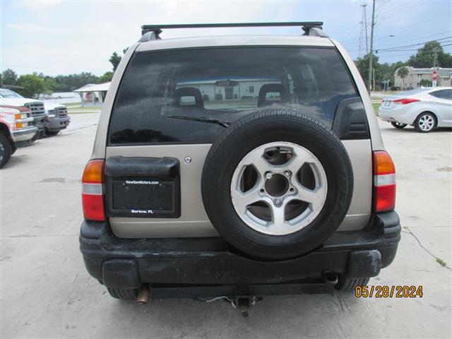 $7495 : 2003 Tracker image 8