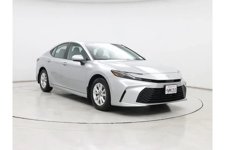 $29998 : Toyota Camry 2025 LE 4dr Sed image 1