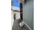 $700 : Se Renta Habitación Pequeña thumbnail