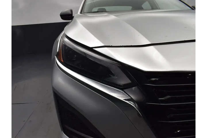 $15252 : Nissan Altima 2024 2.5 SV 4d image 5