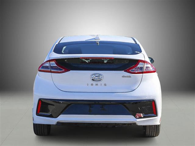 $12990 : Pre-Owned 2018 Hyundai IONIQ image 5