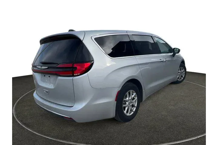 $25997 : Chrysler Pacifica 2023 Touri image 5