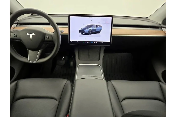 $34998 : Tesla Model Y 2024 AWD Long image 9