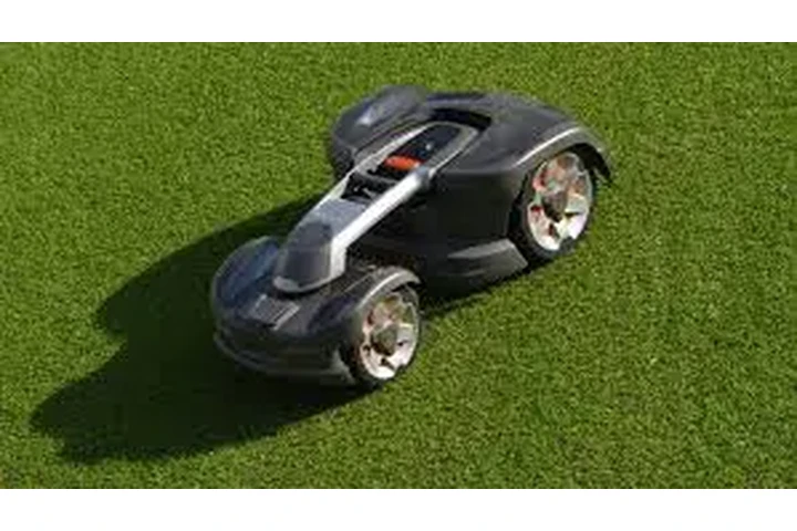 $2000 : Husqvarna 435iQ AWD Automated image 1