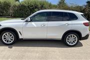 $28250 : 2019 BMW X52019 BMW X5 thumbnail