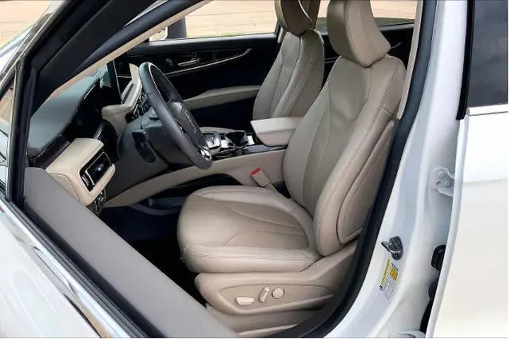 $32358 : Lincoln Nautilus 2021 Reserv image 7