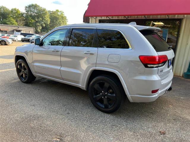 $11999 : 2015 Grand Cherokee Altitude image 8