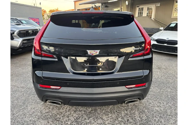 2023 XT4 FWD Luxury image 5