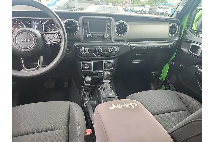 $30998 : Jeep Wrangler Unlimited 2018 image 9