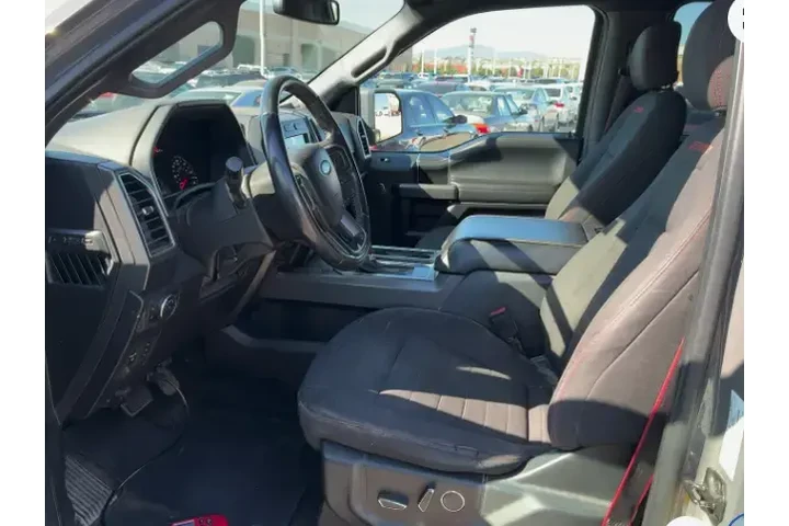 $19950 : Ford F-150 2018 4x4 Lariat 4 image 9