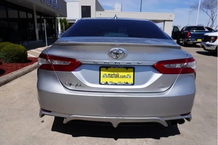 $10488 : Toyota Camry 2019 SE 4dr Sed image 5