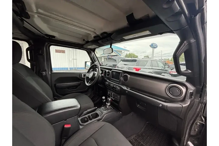 $31995 : Jeep Gladiator 2023 4x4 Spor image 7