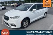 PRE-OWNED 2022 CHRYSLER PACIF en Madison WV