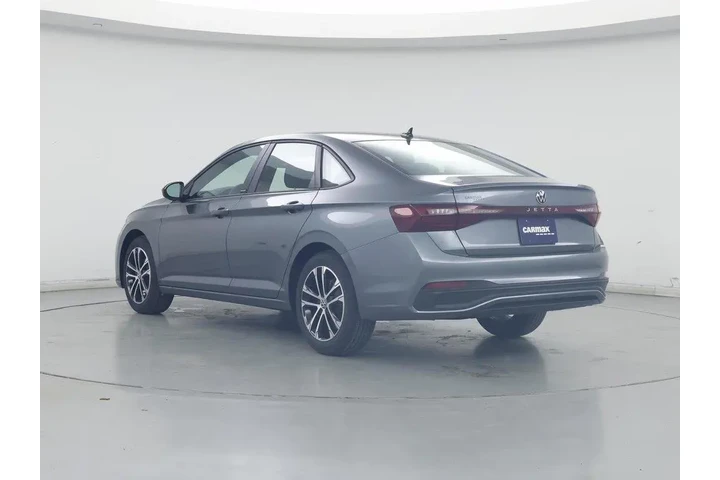 $23998 : Volkswagen Jetta 2025 Sport image 2