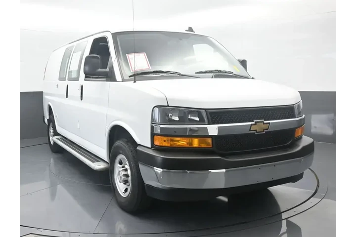 $31874 : Chevrolet Express 2024 2500 image 9