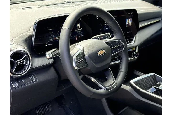 $22900 : Chevrolet Equinox 2025 LT 4d image 9