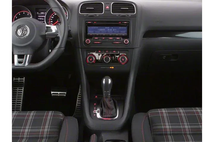 $9166 : Volkswagen GTI 2013 Wolfsbur image 10