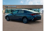 $20137 : Hyundai ELANTRA 2024 SEL 4dr thumbnail