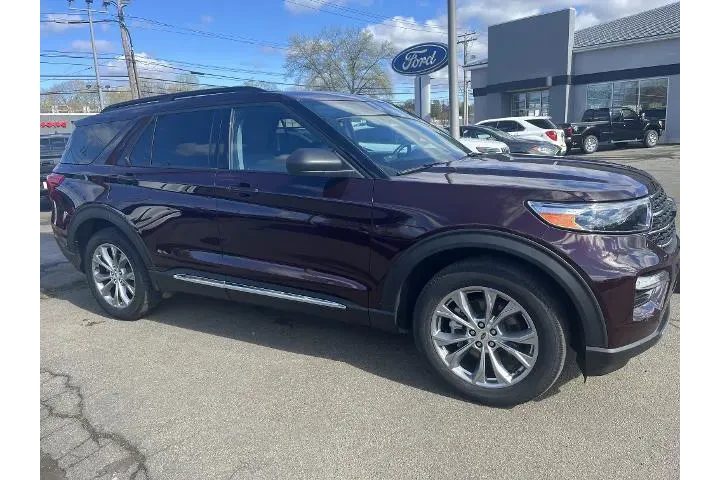 $36988 : Ford Explorer 2023 AWD XLT 4 image 2