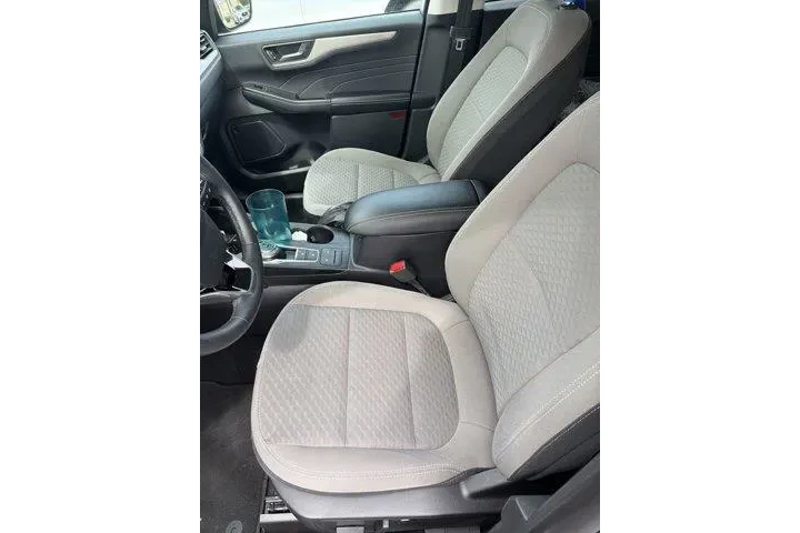 $22769 : Ford Escape 2022 SE 4dr SUV image 3