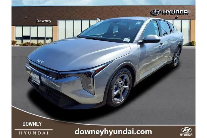 $21580 : Kia K4 2025 LXS 4dr Sedan image 1