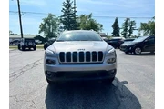 Jeep Cherokee 2017 4x4 Latit thumbnail
