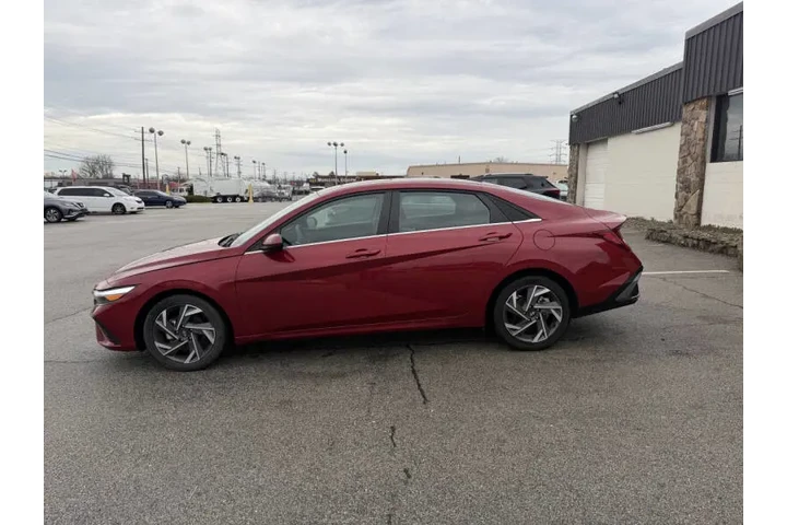 $17850 : 2025 Elantra SEL Convenience image 4