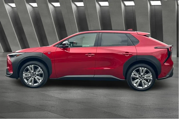 $24300 : Subaru Solterra 2023 AWD Lim image 8