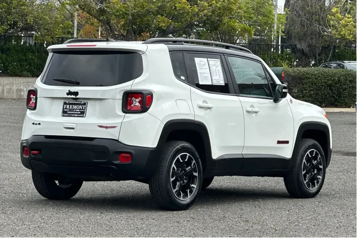 $19788 : Jeep Renegade 2023 4x4 Trail image 3