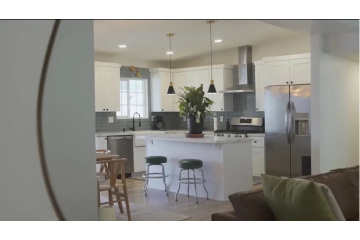 $799000 : CARLSBAD REAL ESTATE & LIFESTY image 4