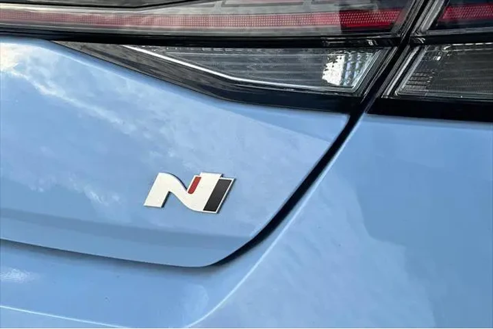$34990 : Hyundai ELANTRA N 2025 4dr S image 7