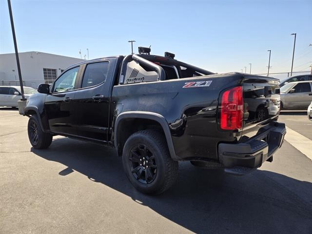 $24901 : Pre-Owned 2017 COLORADO 4WD Z image 8