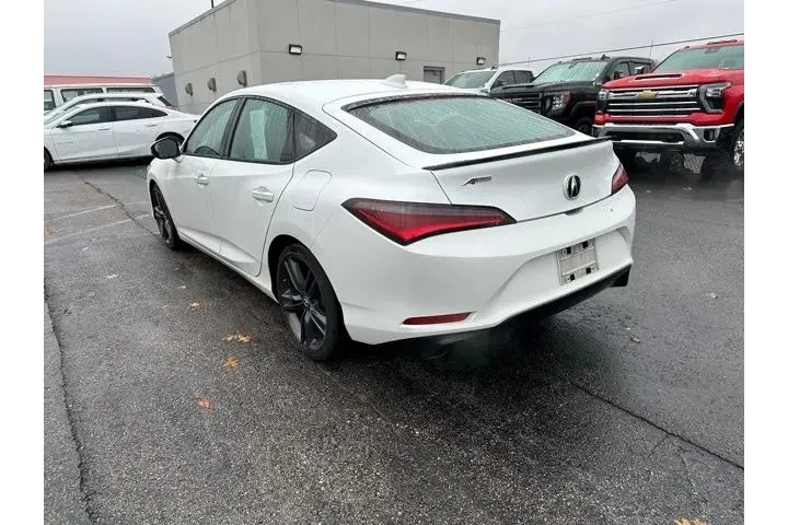 $25601 : Acura Integra 2024 4dr Liftb image 4