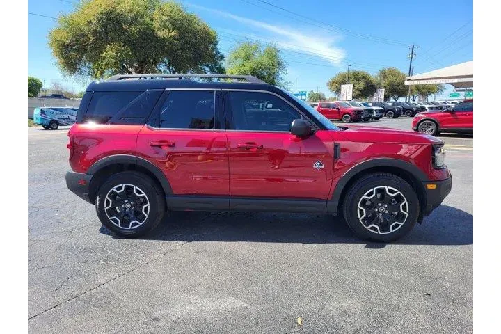 $31200 : Ford Bronco Sport 2025 AWD O image 2