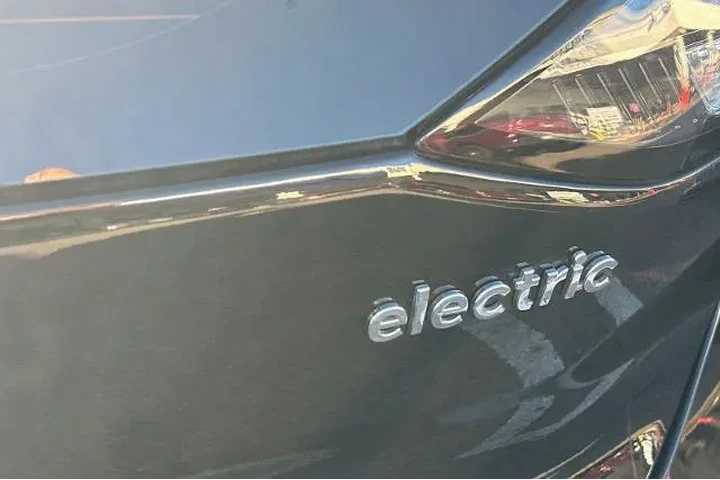 $19995 : Hyundai IONIQ Electric 2021 image 5