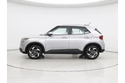 $20998 : Hyundai VENUE 2025 SEL 4dr C thumbnail