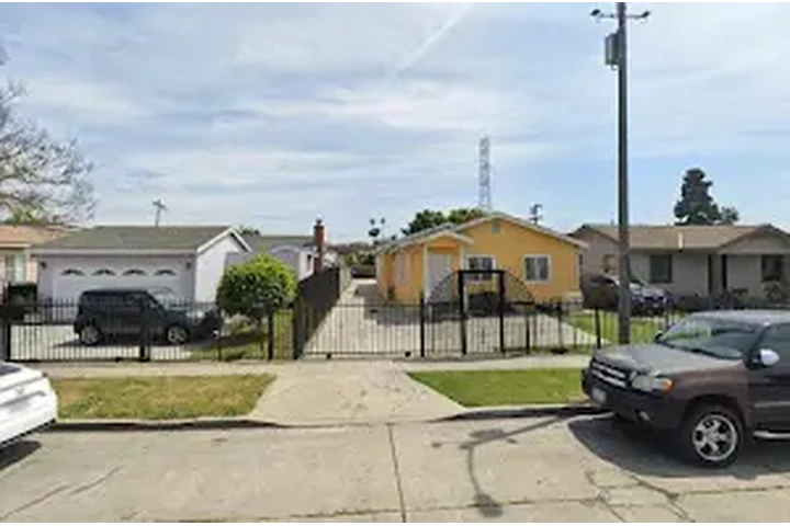 $3528 : APARTAMENTO BONITO EN L.A. image 3
