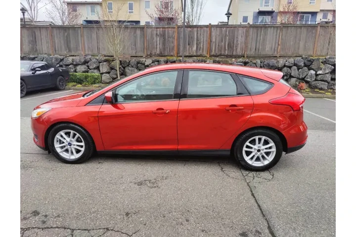 $7900 : 2018 Focus SE image 7