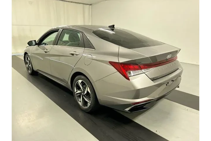 $20749 : Hyundai ELANTRA 2023 Limited image 7