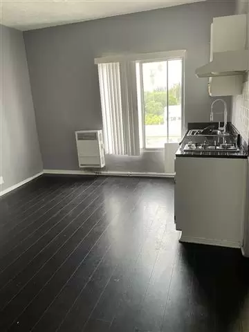 $1475 : 1443 S  BONNIE BREA image 1