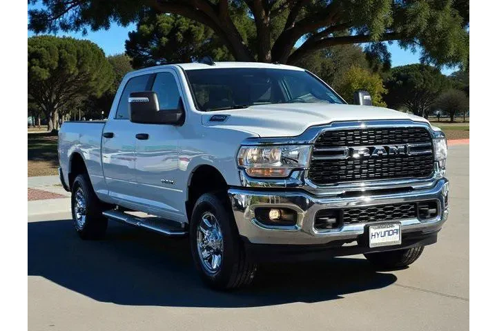 $38900 : Ram 2500 2024 4x4 Big Horn 4 image 4