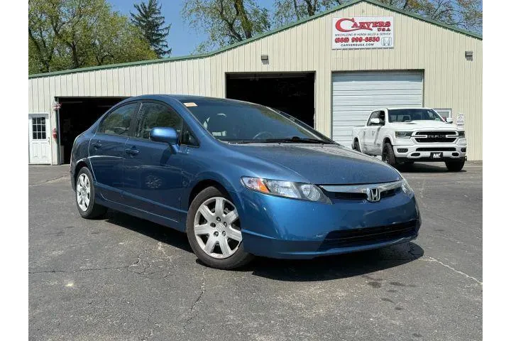$4400 : Honda Civic 2008 LX 4dr Seda image 1