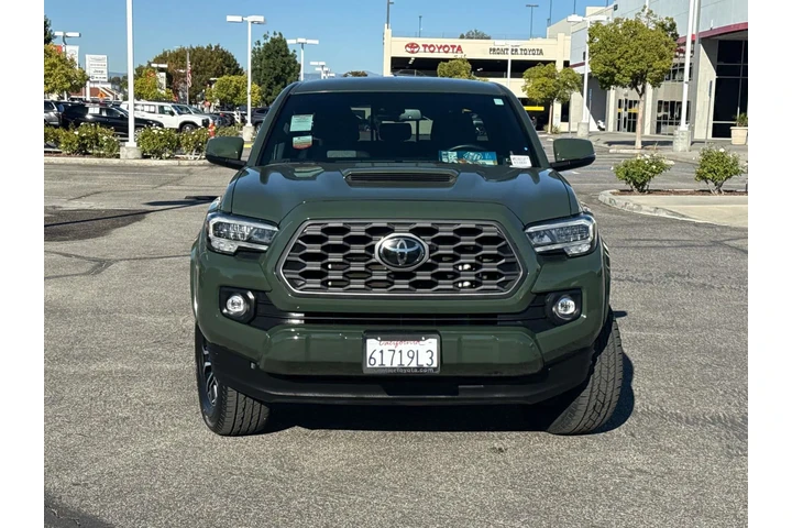 $34570 : Toyota Tacoma 2022 4x2 TRD S image 2