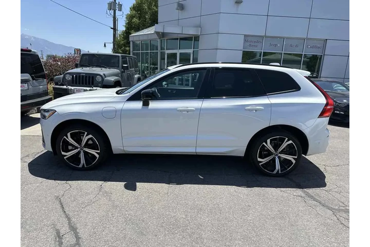 $33710 : 2022 XC60 Recharge Plug-In Hy image 10