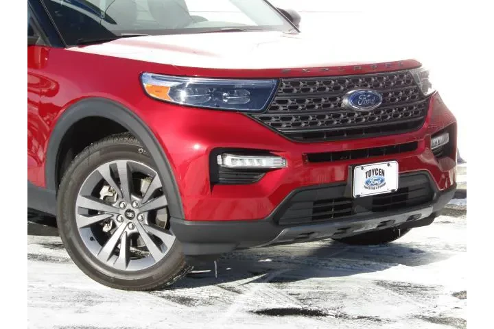 $33999 : Ford Explorer 2023 AWD XLT 4 image 5