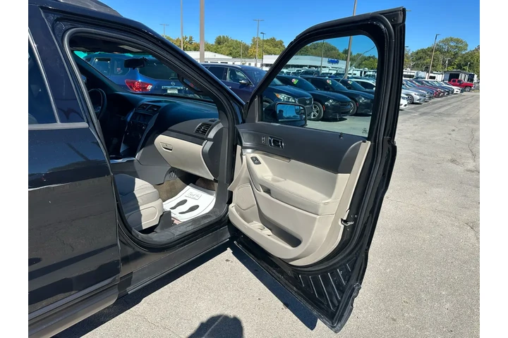 $4450 : 2013 Explorer FWD 4dr Base image 8