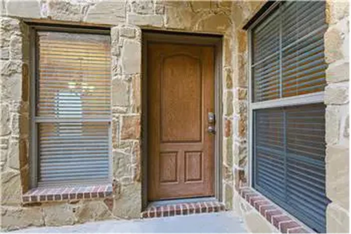 $2295 : Rental property with 2 bedro image 5