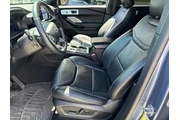 $31500 : Ford Explorer 2021 AWD ST 4d thumbnail