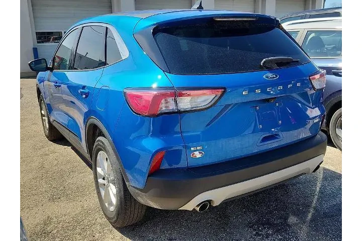 $13300 : Ford Escape 2020 AWD SE 4dr image 6